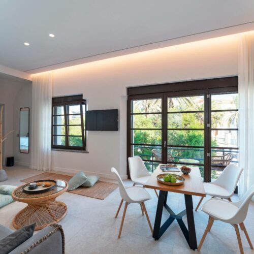Suite with balcony