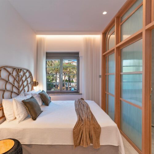 Suite with balcony